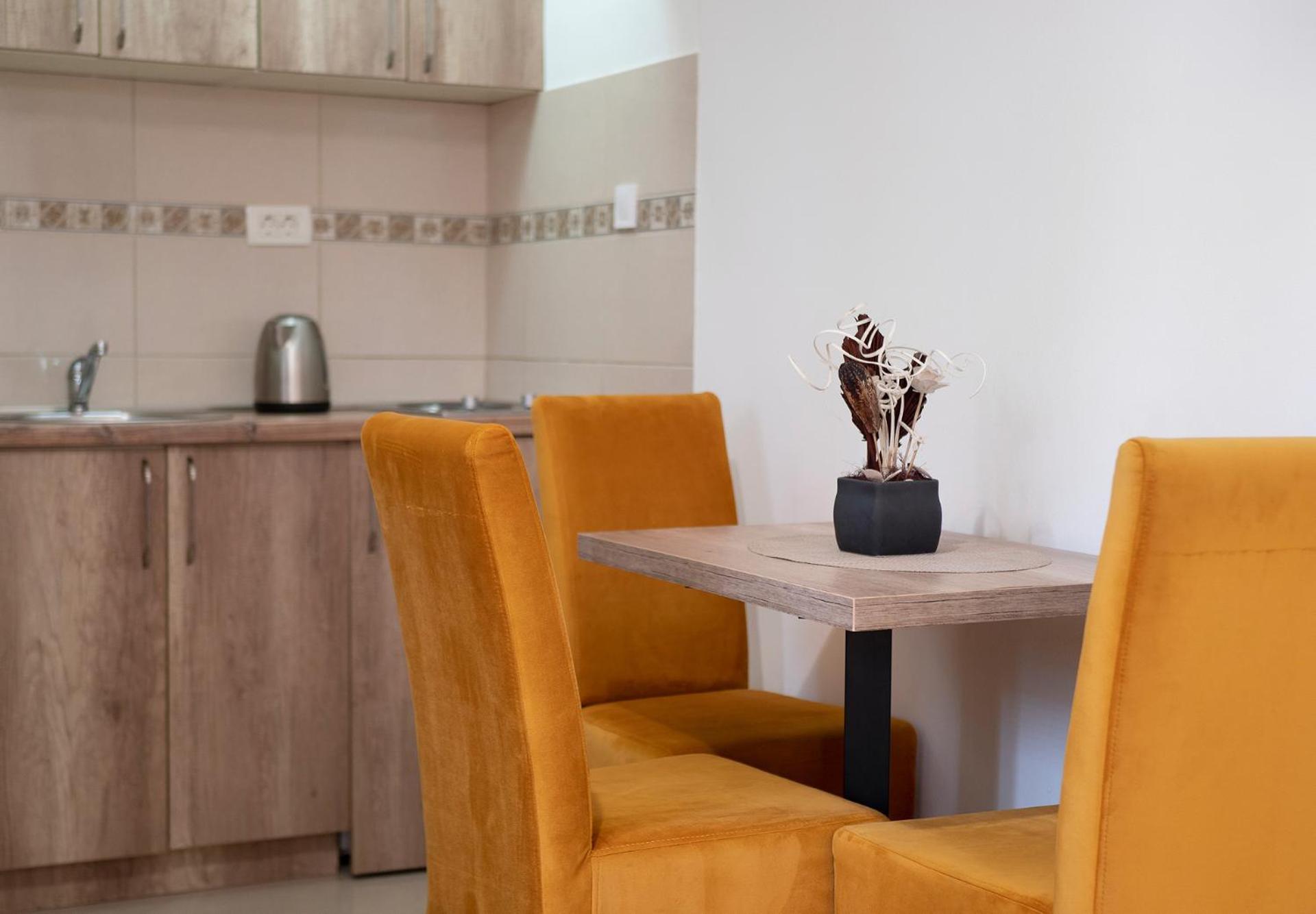 Apartments Mary บุดวา ภายนอก รูปภาพ