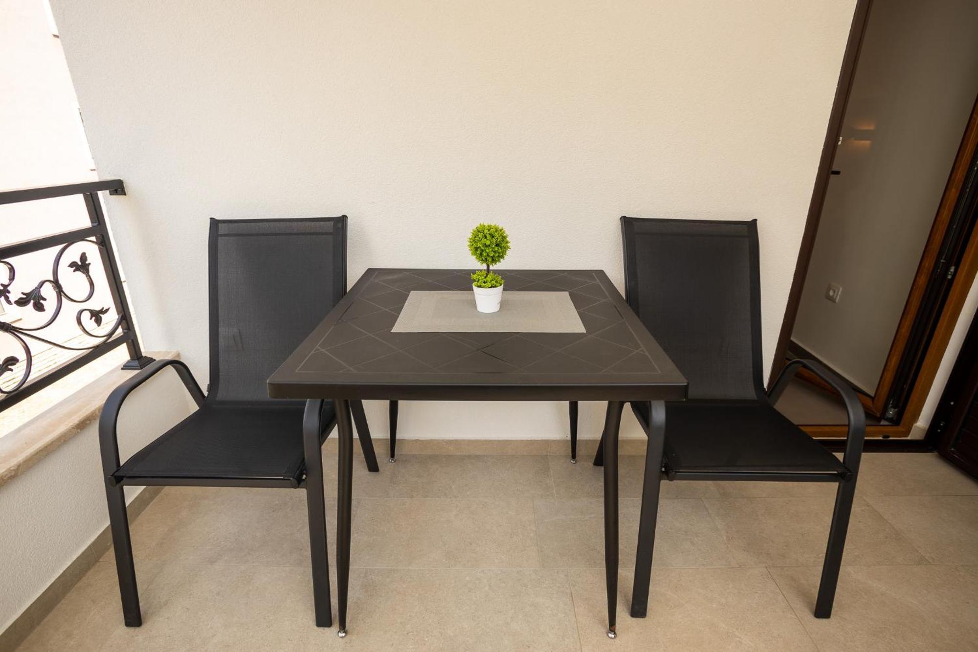 Apartments Mary บุดวา ภายนอก รูปภาพ